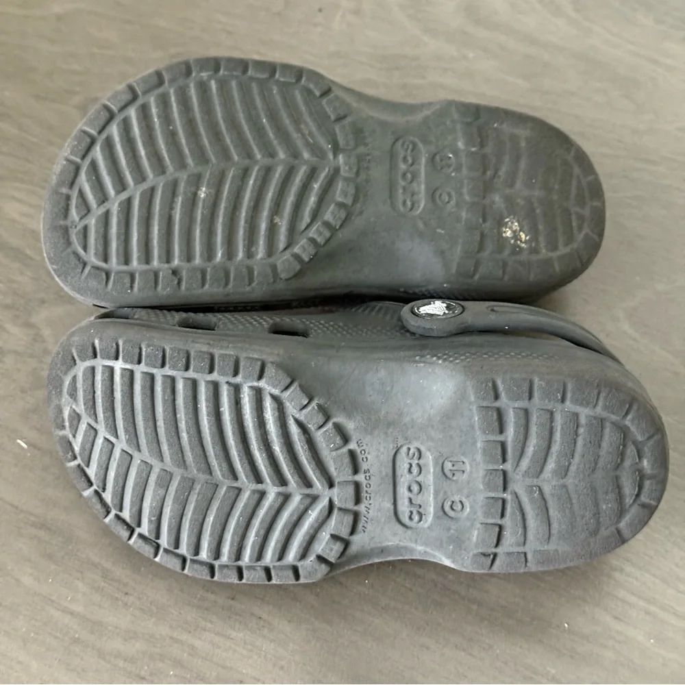 Kids Black Clogs